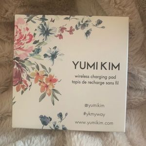Yumi Kim Floral Wireless Charging Pad